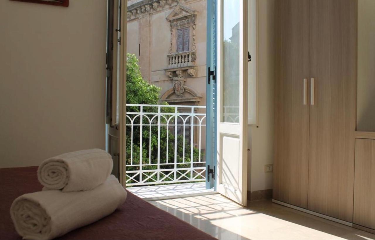 Trapani Albergo Diffuso Palazzo Mauro Exterior foto